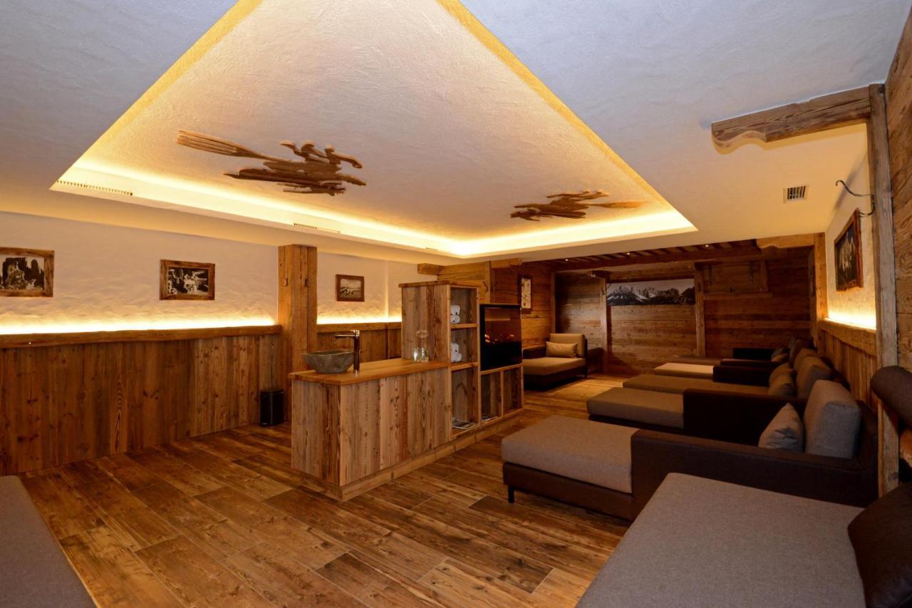 Hotel Restaurant Hexenalm Söll Exteriör bild