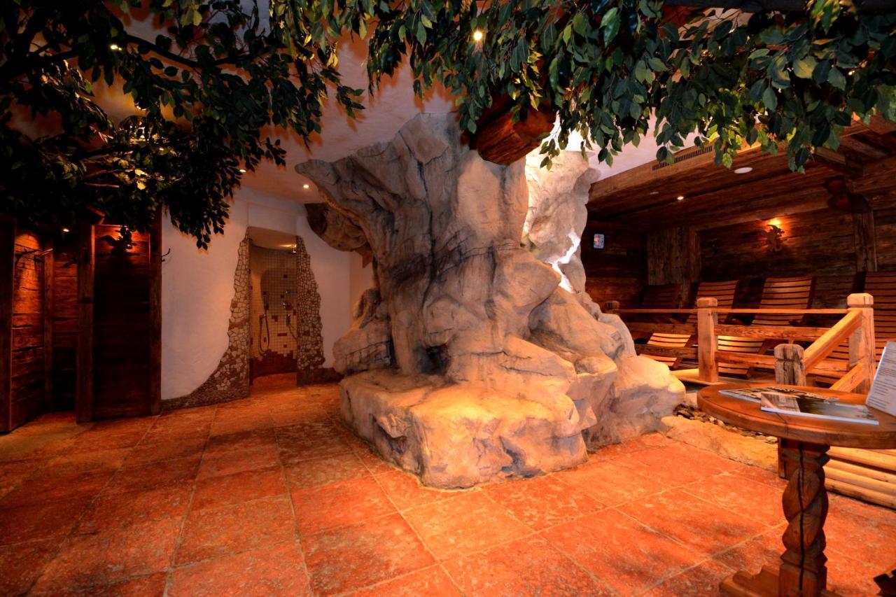 Hotel Restaurant Hexenalm Söll Exteriör bild