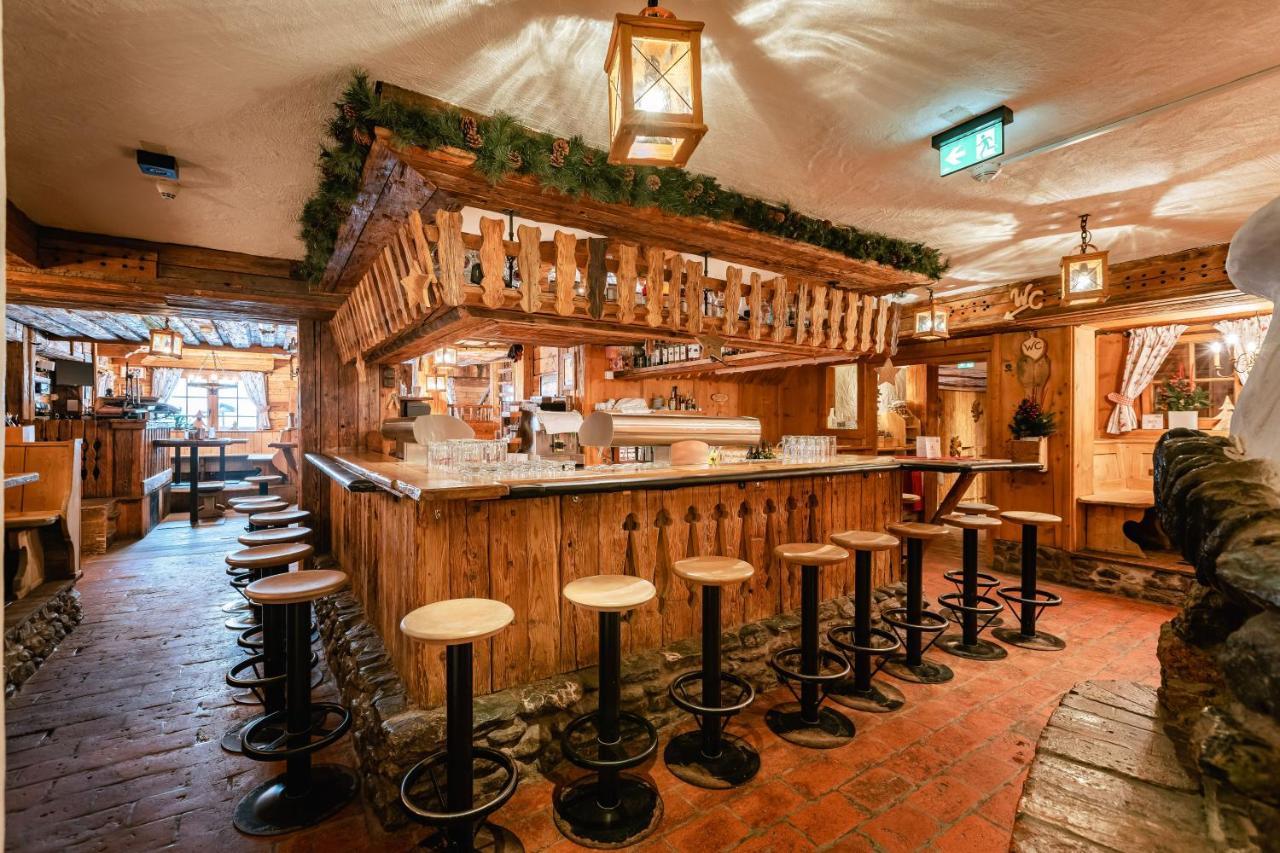 Hotel Restaurant Hexenalm Söll Exteriör bild