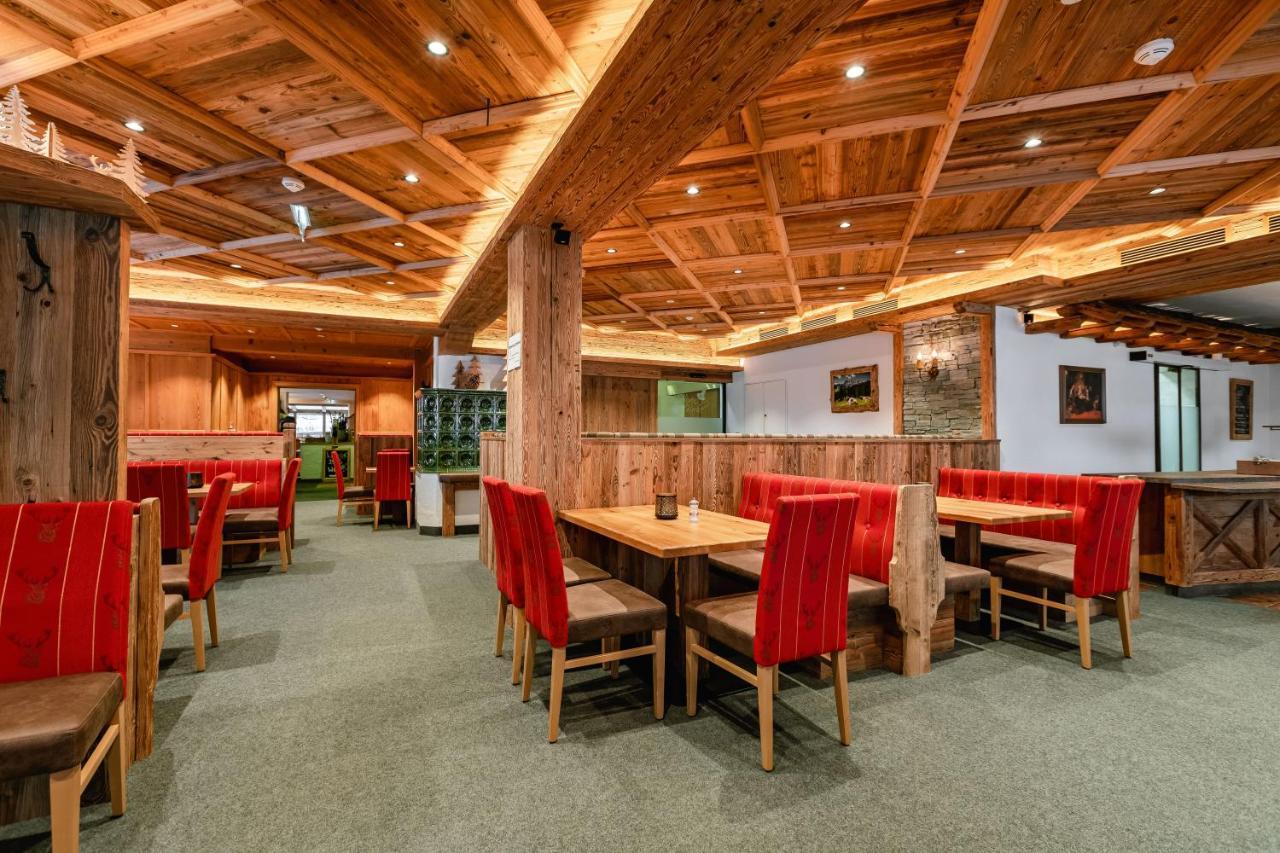 Hotel Restaurant Hexenalm Söll Exteriör bild
