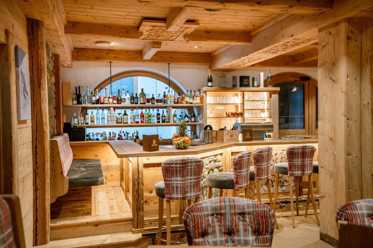Hotel Restaurant Hexenalm Söll Exteriör bild