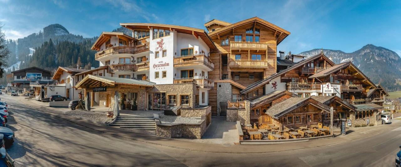 Hotel Restaurant Hexenalm Söll Exteriör bild